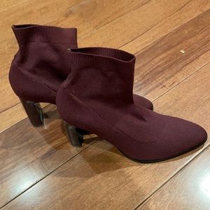 Burgundy/maroon Zara sock booties (sz 37/6.5)